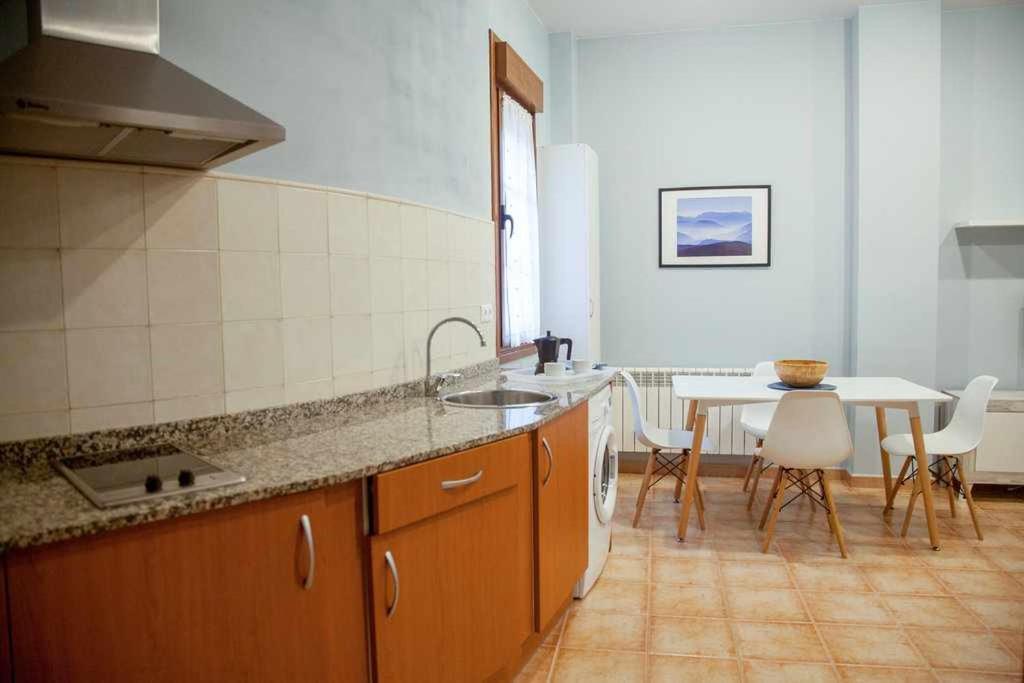 Cumbres De Los Picos Apartamento Urriellu Poo  Exterior foto